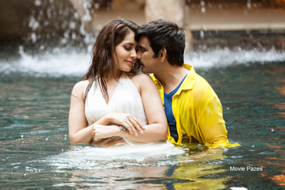 Touch Chesi Chudu Latest Stills